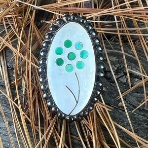 Vintage southwestern style inlaid ring